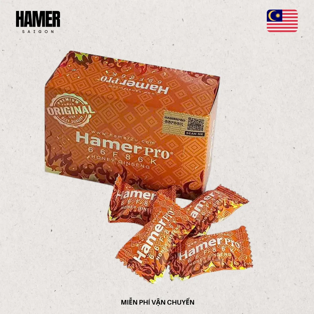 Mở hộp bên trong kẹo sâm A7 Alpha Seven chính hãng. Hộp kẹo chứa 12 viên kẹo A7 hình tròn, màu vàng chanh. Hộp kẹo sâm Hamer 66F86K Honey Pro Malaysia chính hãng. Viên kẹo sâm 66F86K Honey Pro có dạng viên tròn màu nâu.