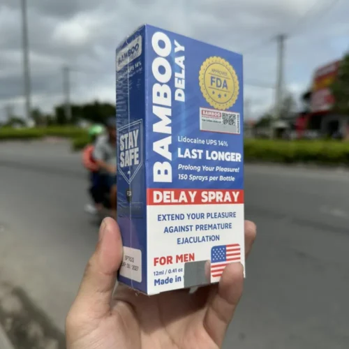 review thực tế chai xịt Bamboo Delay Spray 12ml trên tay